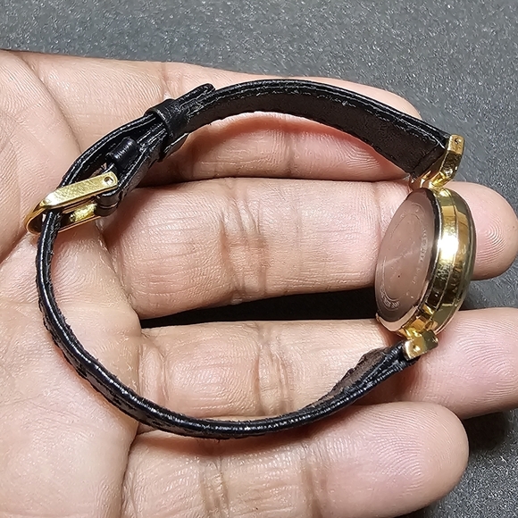 Carriage By Timex Gold Tone Ladies Quartz Cocktail Watch White Dial Working show - Picture 7 of 9